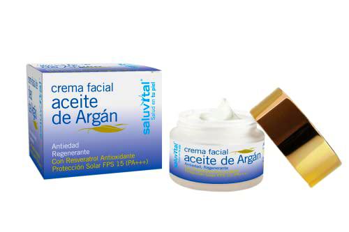 Saluvital Crema Facial de Aceite de Argán con protección solar FPS15 | Crema de día 50ml | Crema regenerante e hidratante